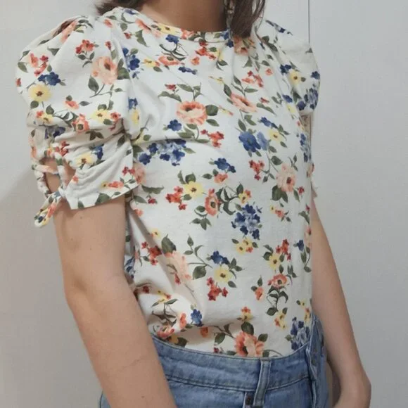 White Floral Blouse - Picture 4 of 8